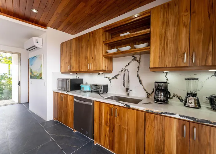 Ferienhaus Casa Brisas Del Mar- Luxury 6 Bedroom Ocean View *
